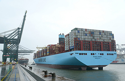 Madrid Maersk 10 11 17