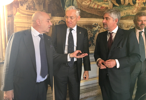 Emanuele Grimaldi Esben Poulsson e Mario Mattioli 07 12 17