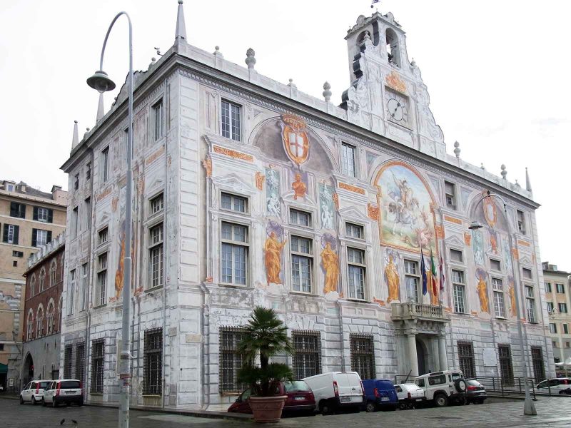 Palazzo San Giorgio riparazioni navali crollo via della seta entrate