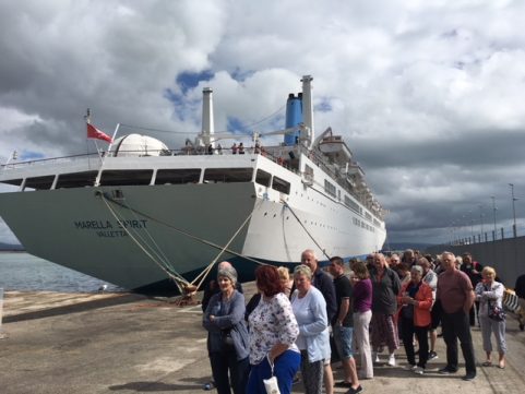 marittimo Piombino : Passeggeri della nave Marella Spirit