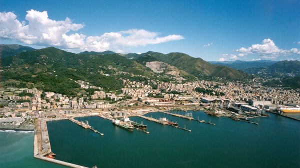 Porto_petroli_Genova