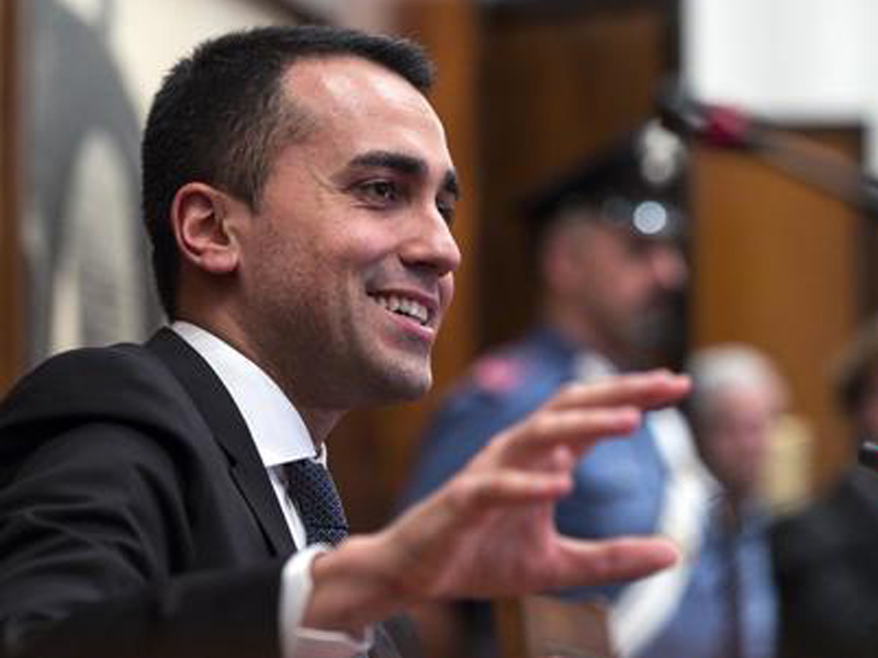 luigi di maio ministro rete decreto dignità area di crisi