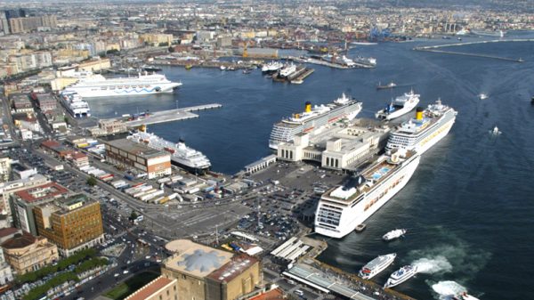naples bilancio porto-città mar tirreno centrale