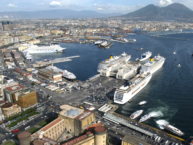 naples bilancio porto-città mar tirreno centrale