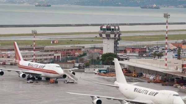 genova aeroporto di genova cristoforo colombo