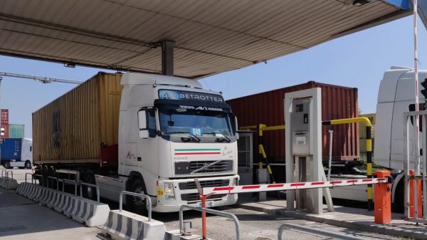 Due provvedimenti traghettamento Unatras