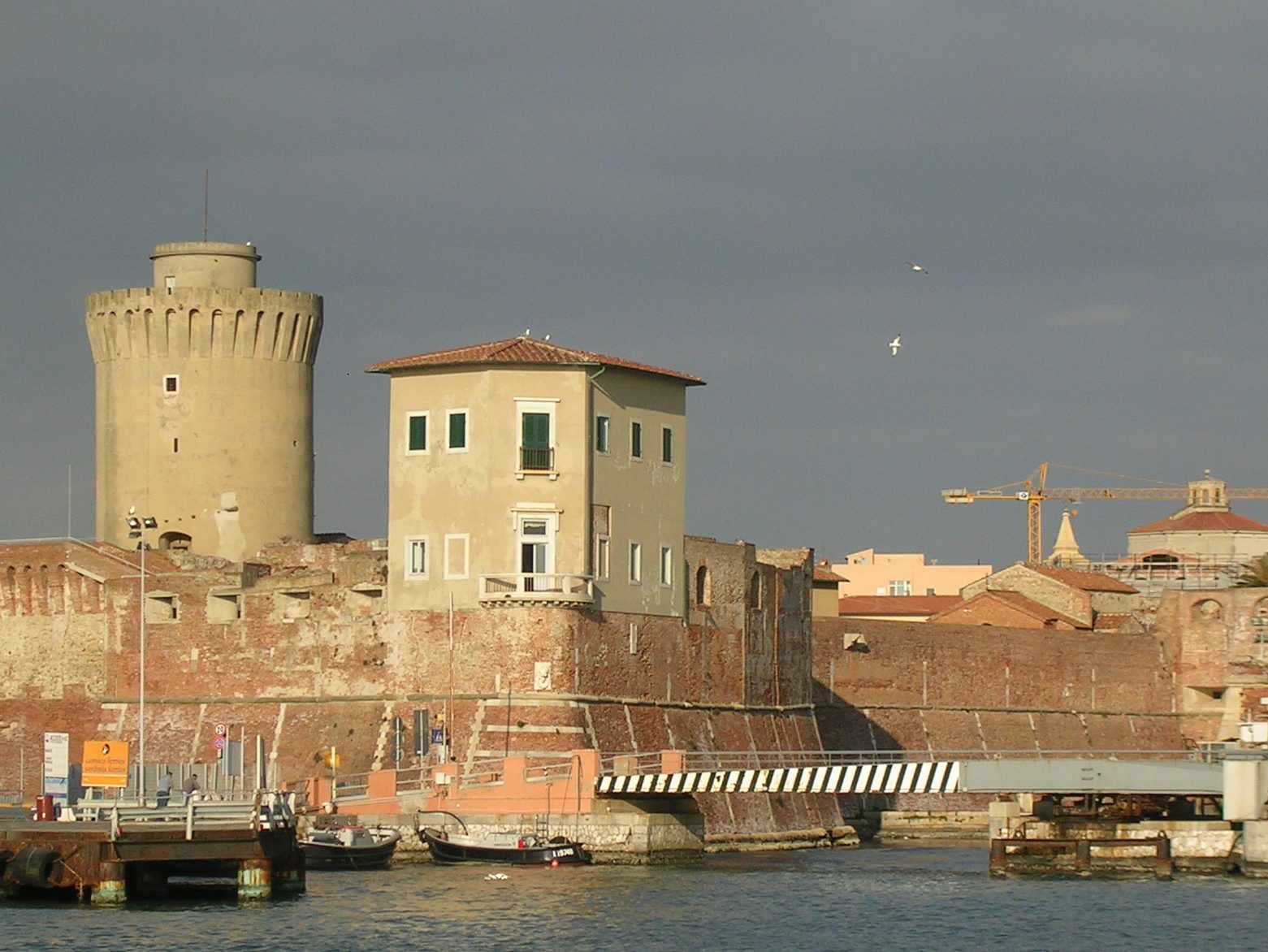 visite gratuite livorno Port center