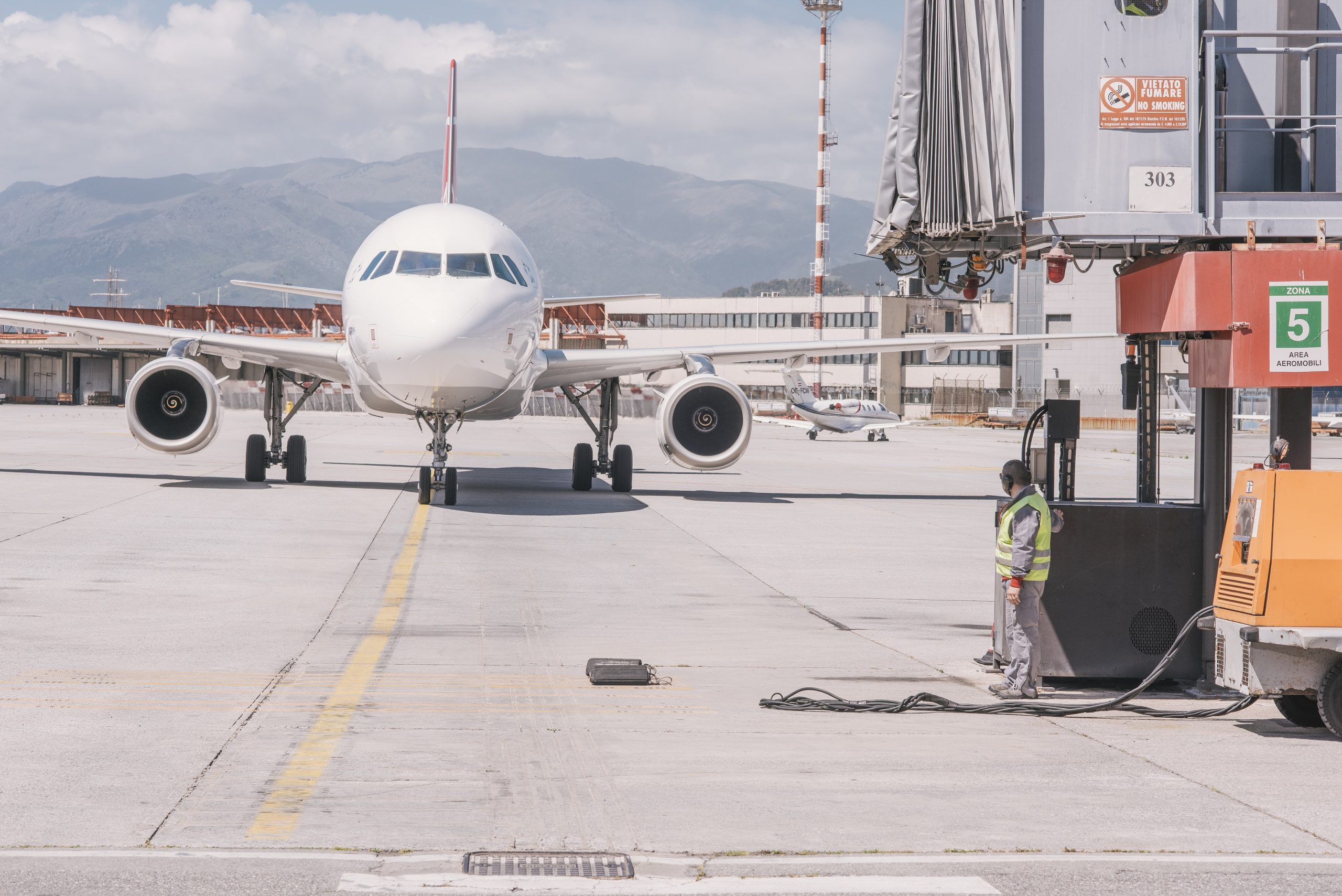 aeroporto di cristoforo colombo Genova