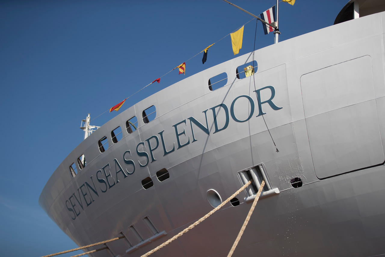 Seven seas splendor