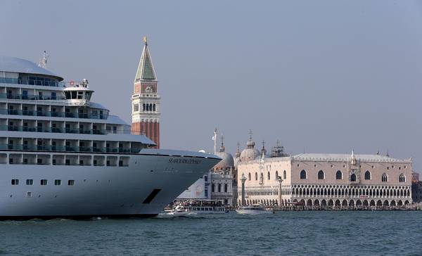 comitato venezia lavora decreto grandi navi