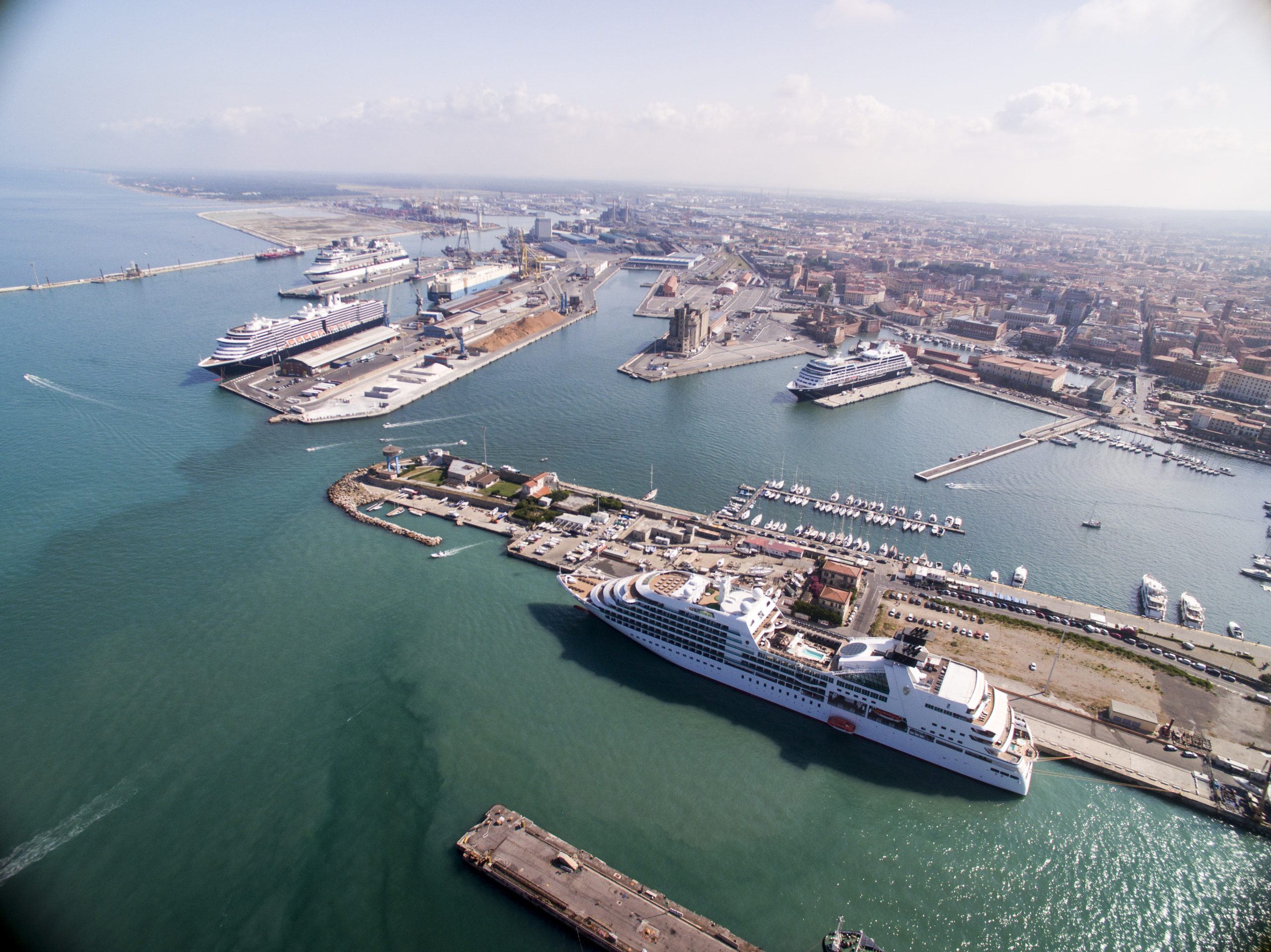 Lavorarare per i porti uniport