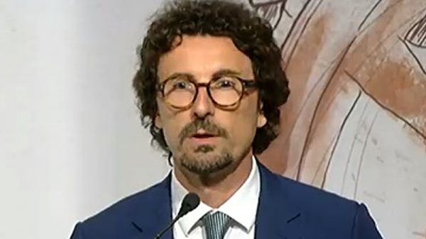 Toninelli ad Assarmatori: "L'Italia deve dare impronta adeguata in Europa", toninelli fdurante l'intervento