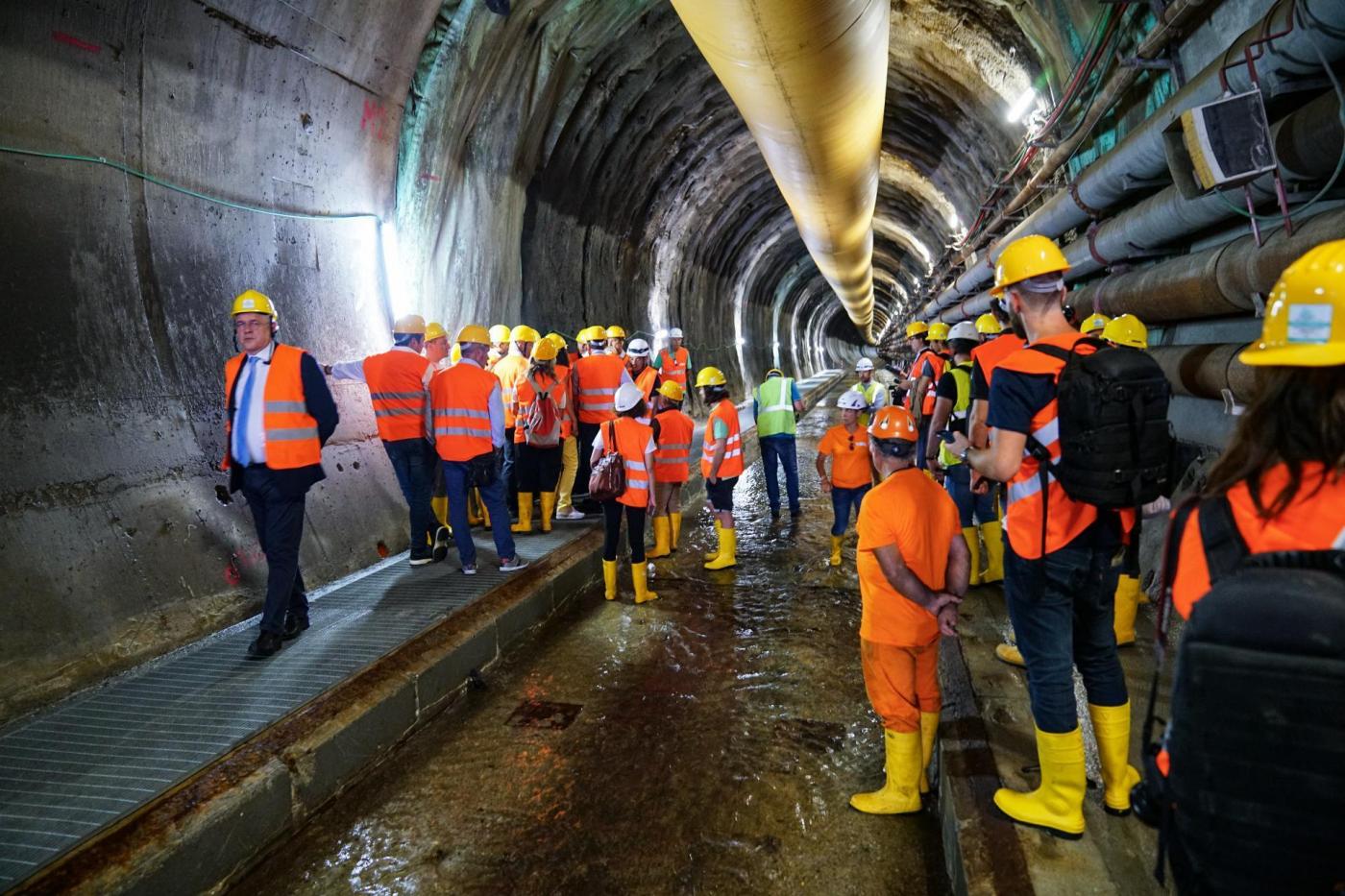 Tav, Cirio: ''E' il momento delle azioni concrete''. Visita al cantiere di Chiomonte