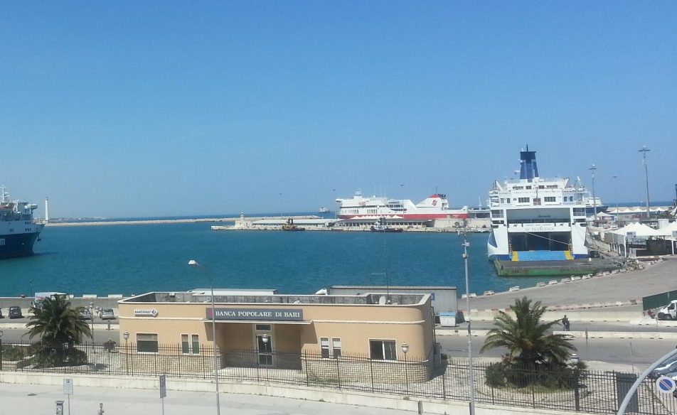 estate sviluppo e dibattito Porto di Bari tra i primi dieci in Italia porti dell'AdSp Mam