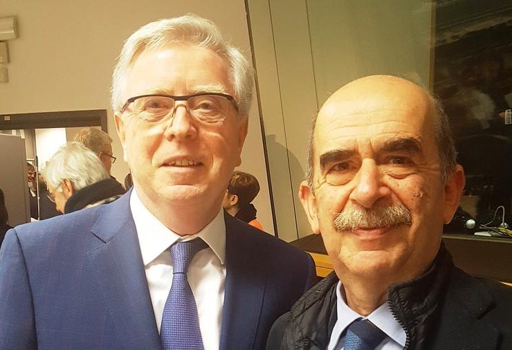 Corridoio Scan-Med: l'assessore Russo a Bruxelles, nella foto Pat Cox e il professor russo