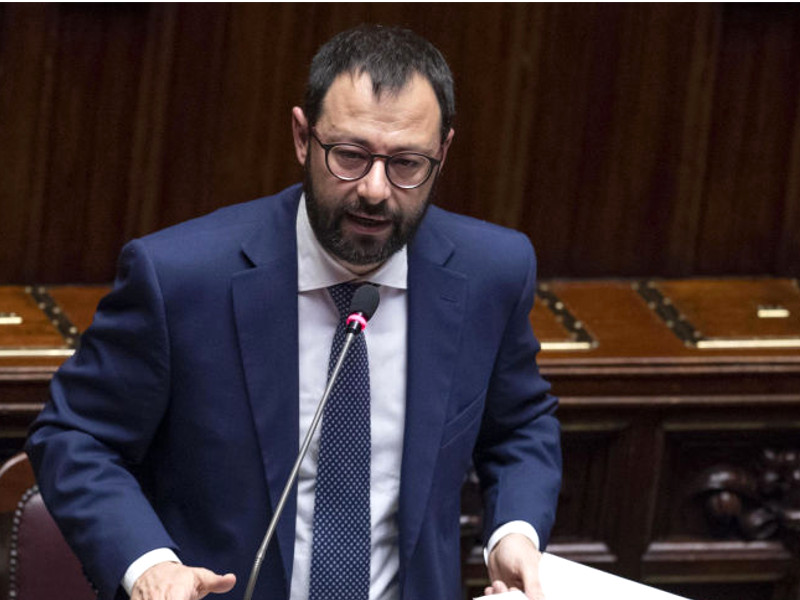Deposito costiero di Gpl