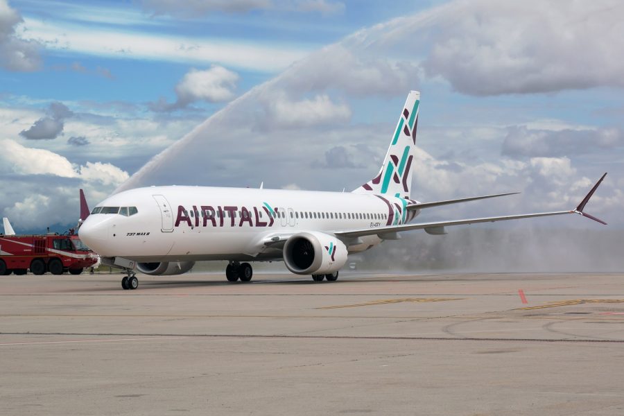 Air Italy, presidente Fontana: no a liquidazione, nel,la foto un aereo di Air Italy