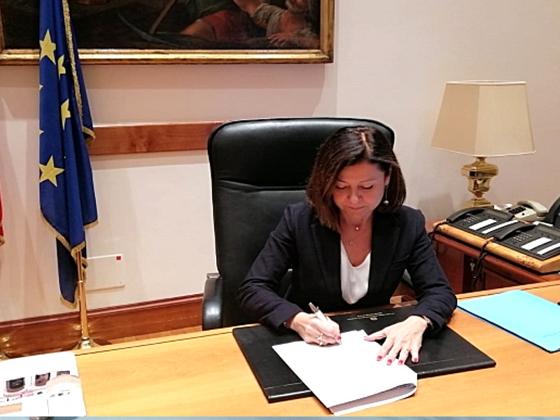 Disposizioni stringenti