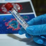 Tamponi gratuiti nei porti e nelle staszioni, nella foto una provetta per il covid test covid tested
