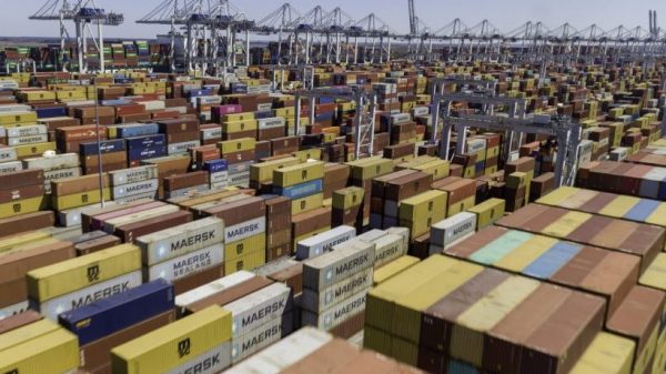 nuovo record di container logistica