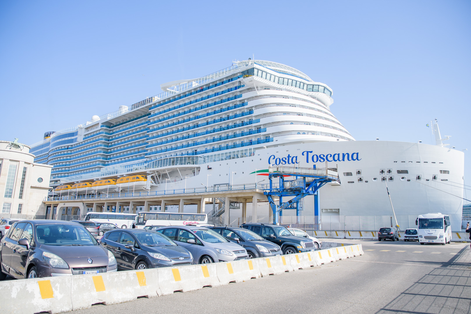 Costa Toscana a Napoli