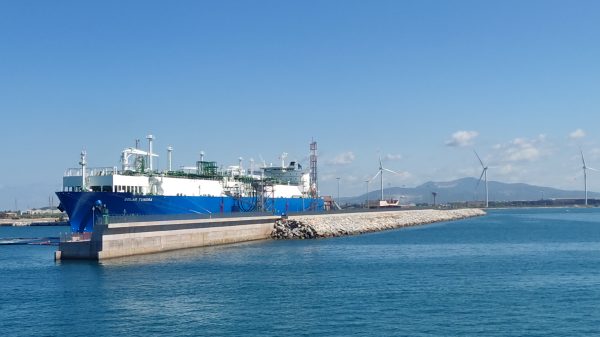Piombino rigassificatore