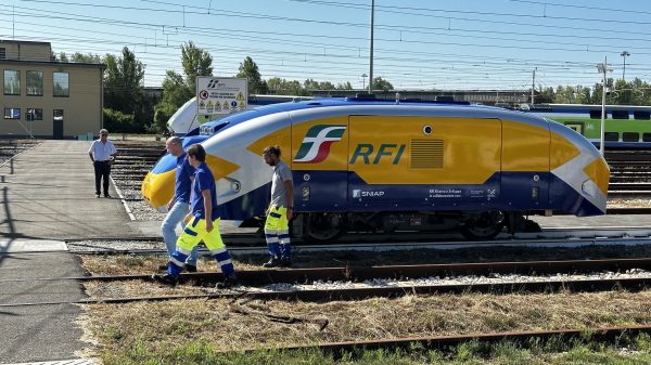 Unmanned Railway Vehicle