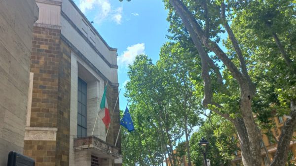 Mimit piaggio Programma InvestEU