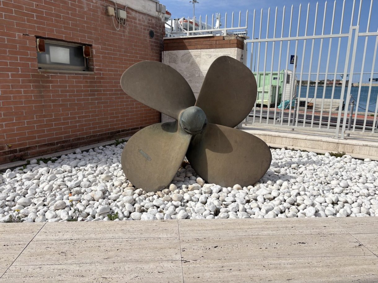 PROPELLER